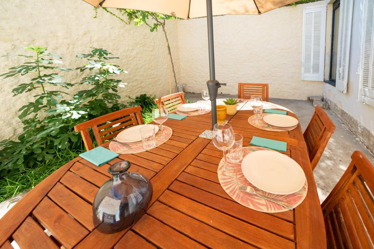Roma Divine Home Cinema Et Jardin Nîmes Exterior photo